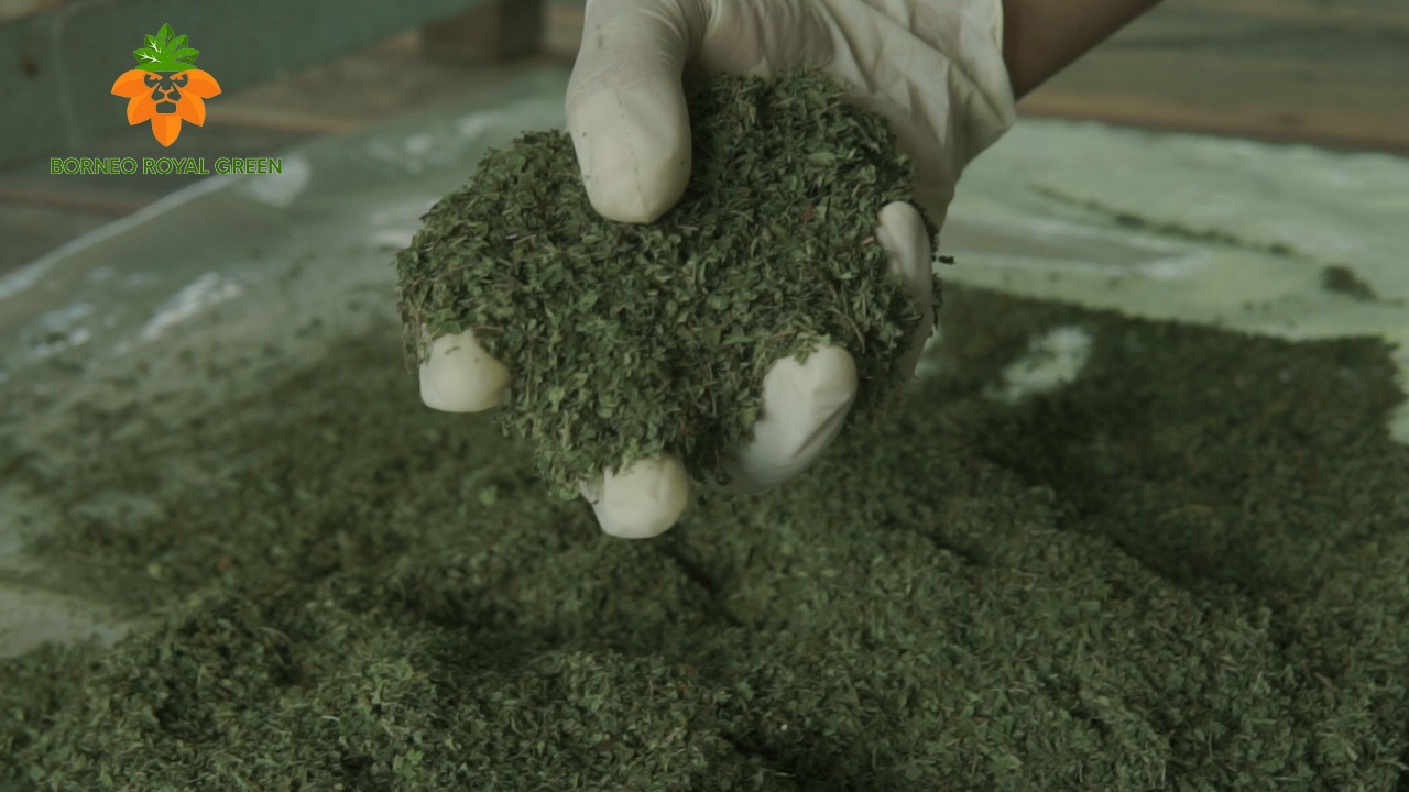 Kratom Leaf Crumbs
